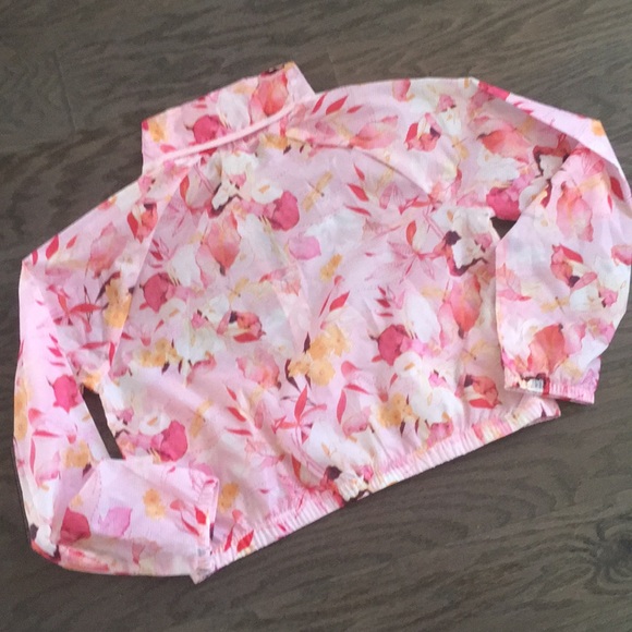 🌺Packable Crop Jacket - Picture 4 of 8